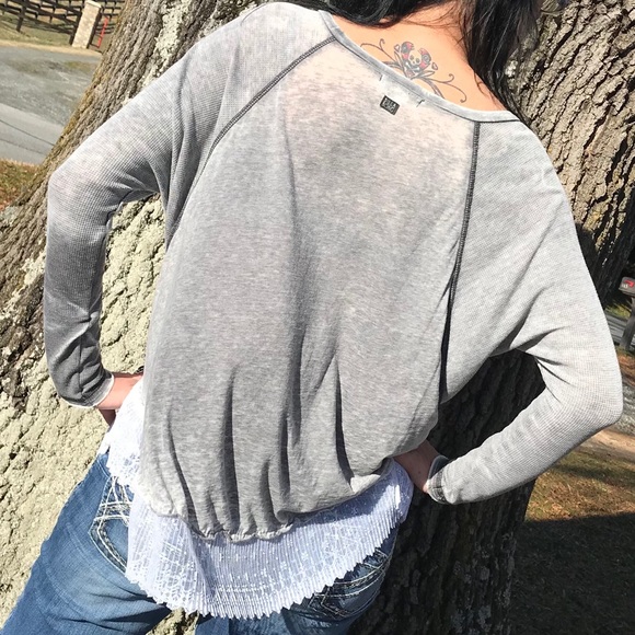 Mystical Billabong long sleeve top - Picture 4 of 14
